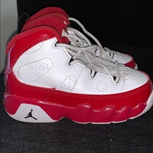 Jordan 9 Size 7C